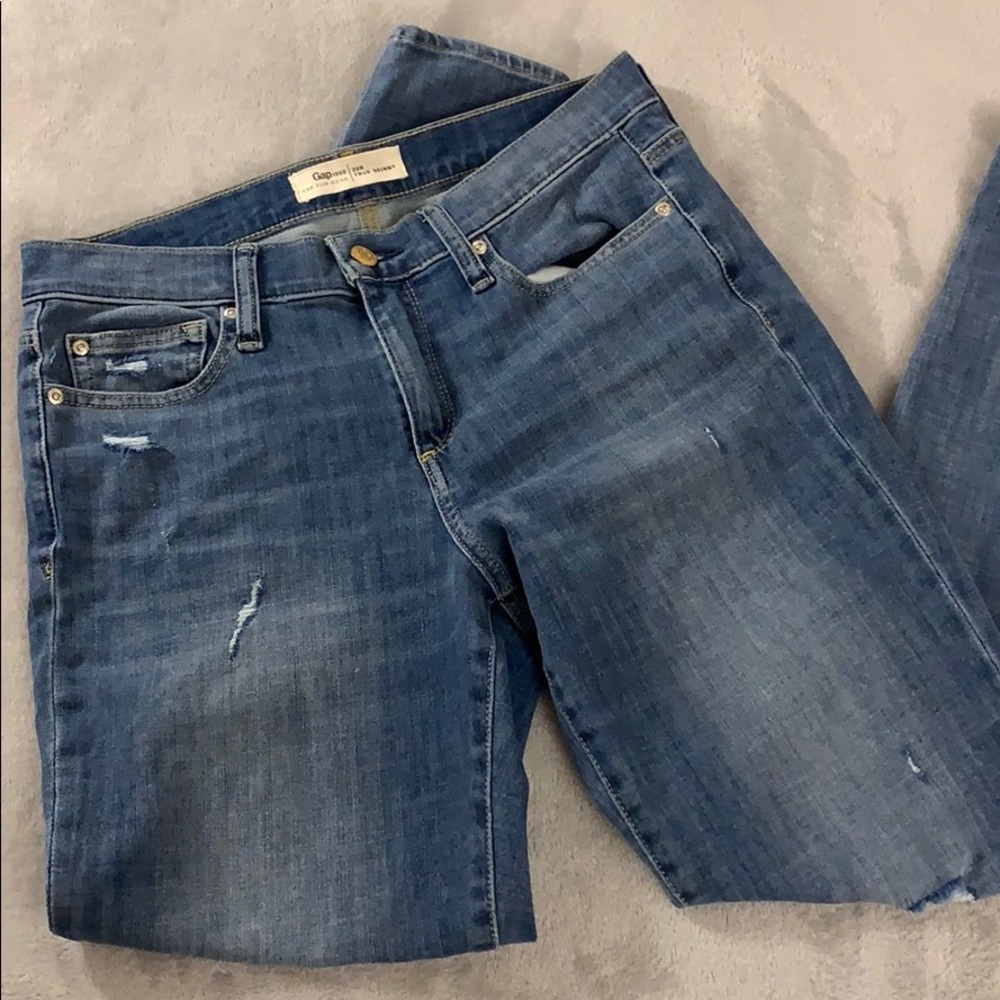 Light wash Gap jeans